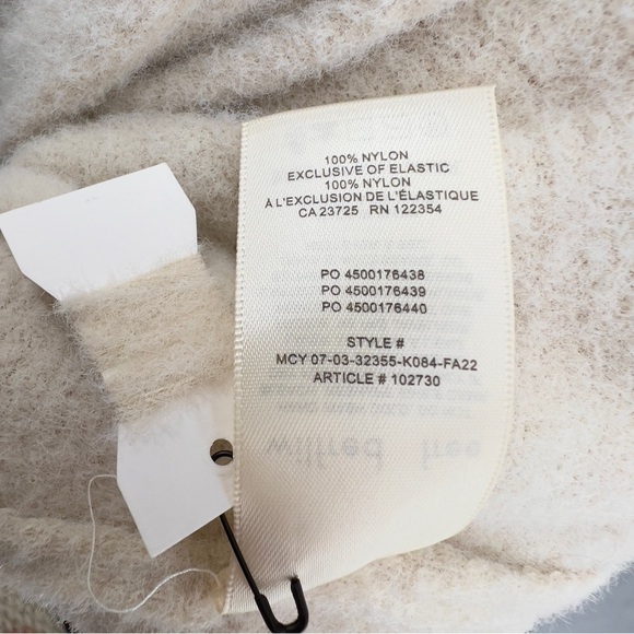 Wilfred Free NWT Hush Knit V Neck Sweater Sz L Silver Birch Cream Oversized Soft - Picture 16 of 16